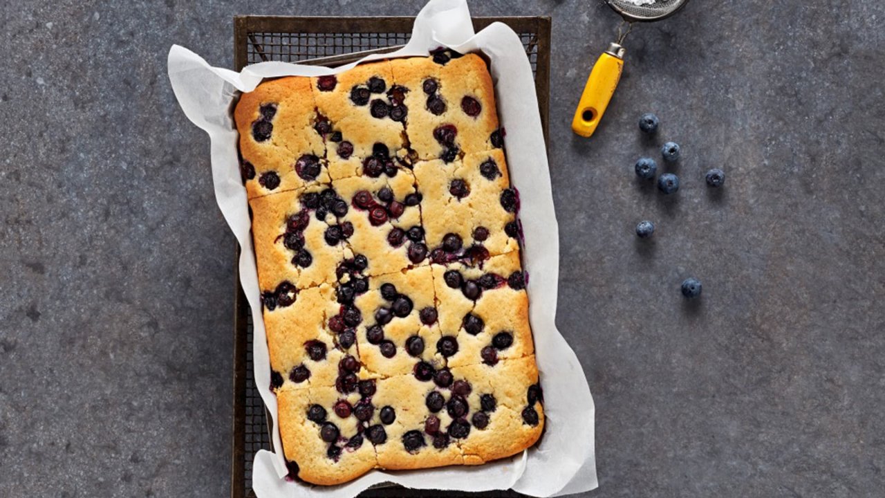 Lemon Blueberry Tray Bake CSR Sugar